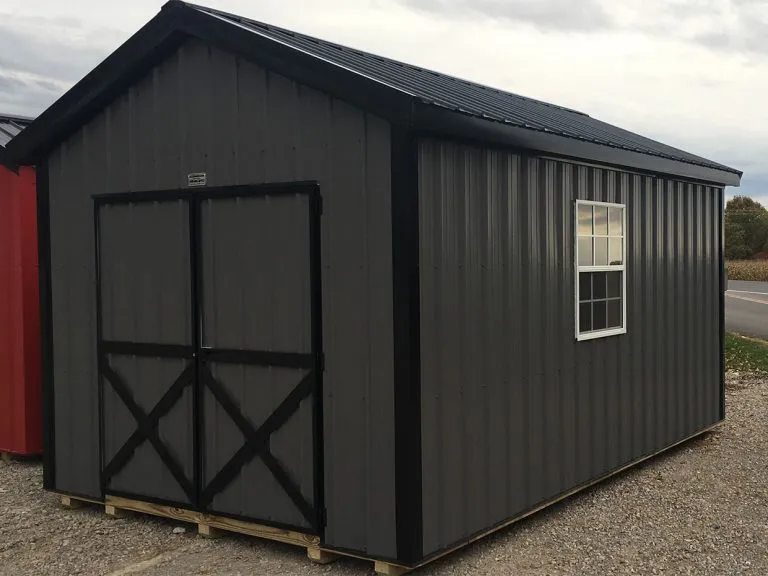 deluxe-metal-country-cabin